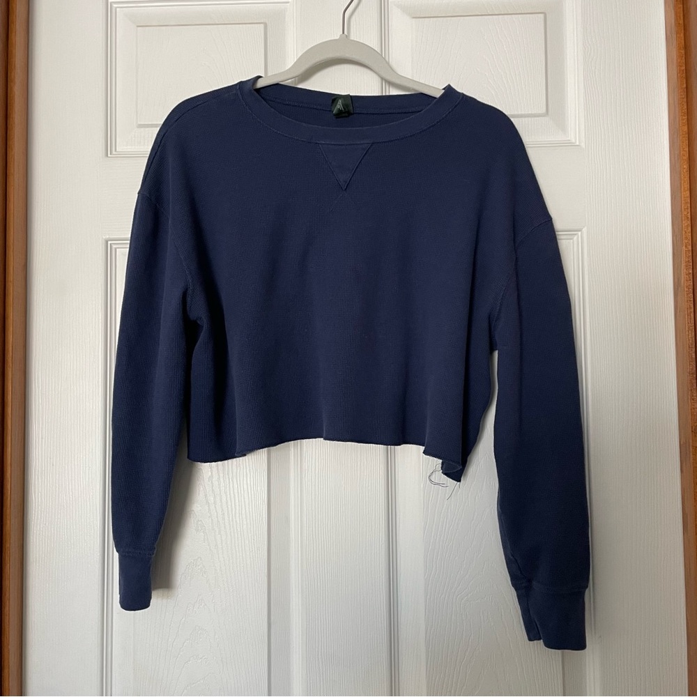 long sleeve navy top